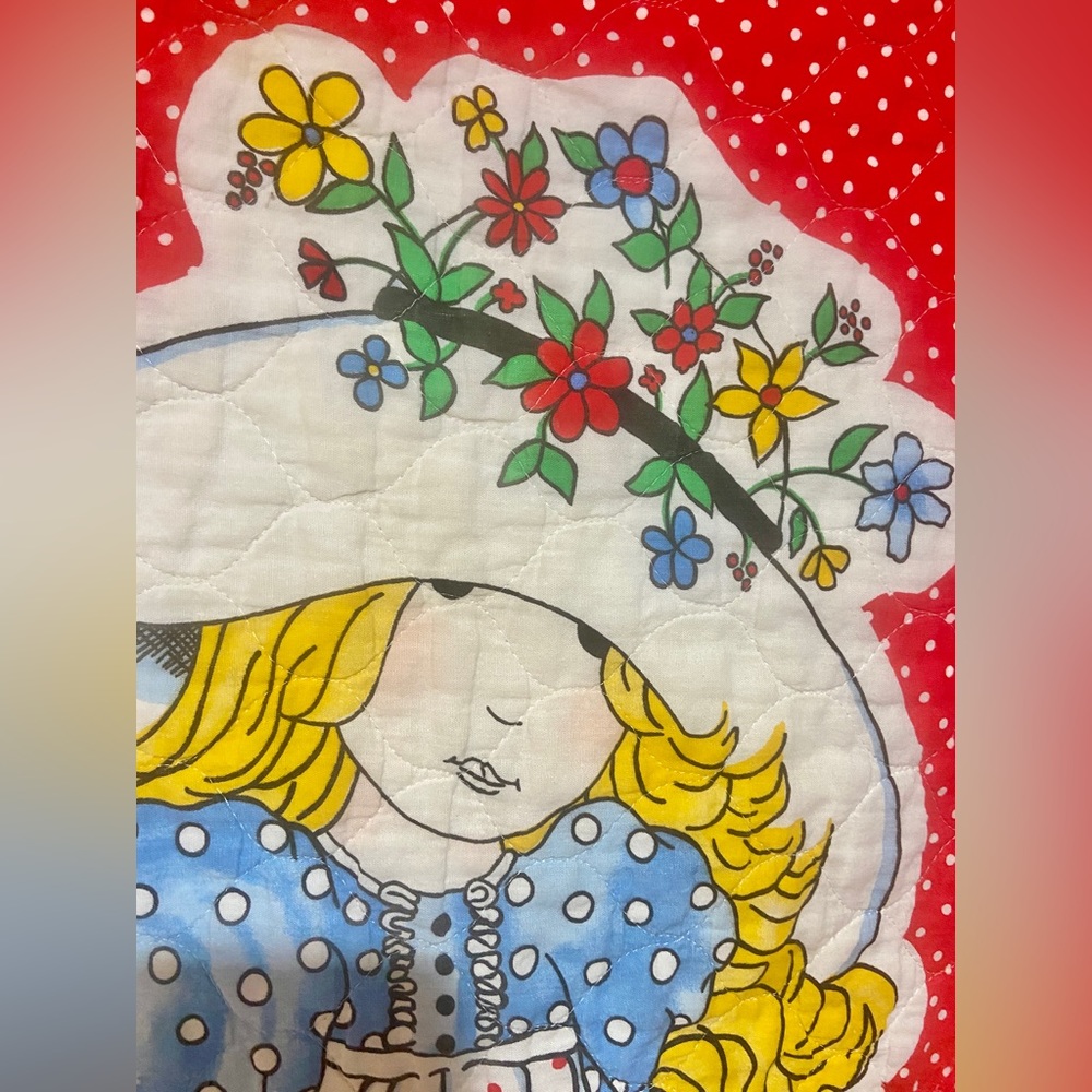 Holly Hobby Vintage Red and Yellow Coverlet or Wall Hanging 42 x 30 - Picture 5 of 14